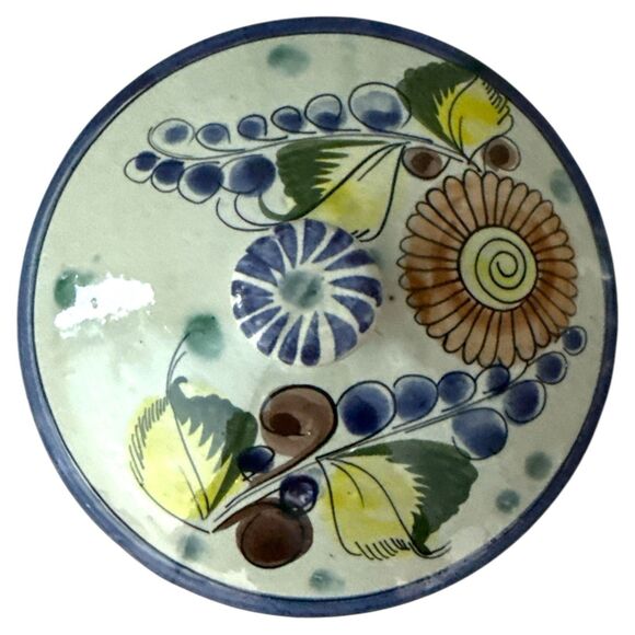 CAT Tonalá 359 Hand-Painted Mexican Pottery Covered Dish – Green Blue Yellow - Picture 7 of 9